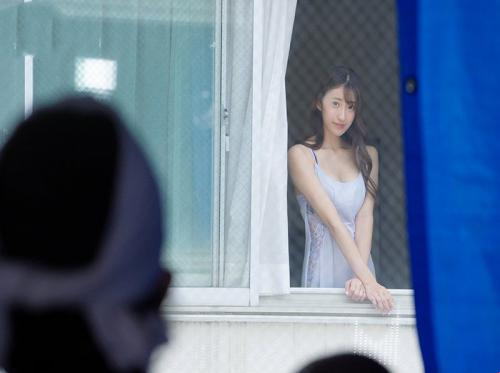 Cinta indah dengan gadis lajang di sebelah Ichika Hoshimiya